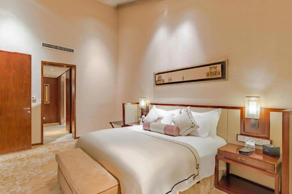Tong Que Tai Jinling Hotel Tongling  Exteriör bild